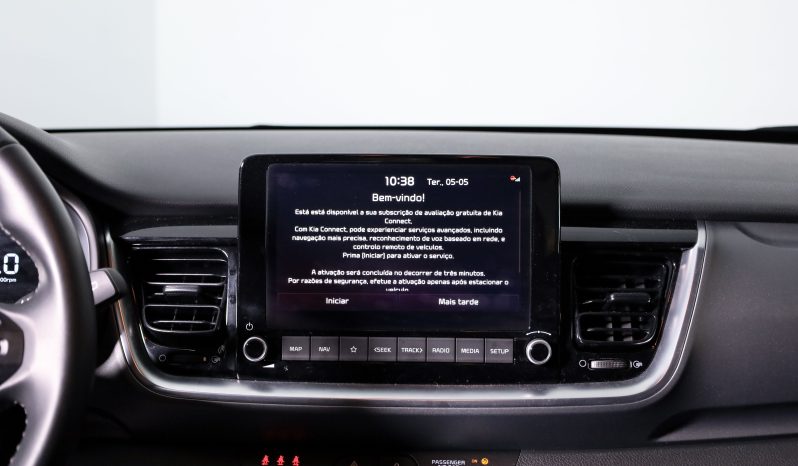 Kia STONIC 1.0T-GDI 6MT DRIVE completo