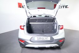 Kia STONIC 1.0T-GDI 6MT DRIVE completo