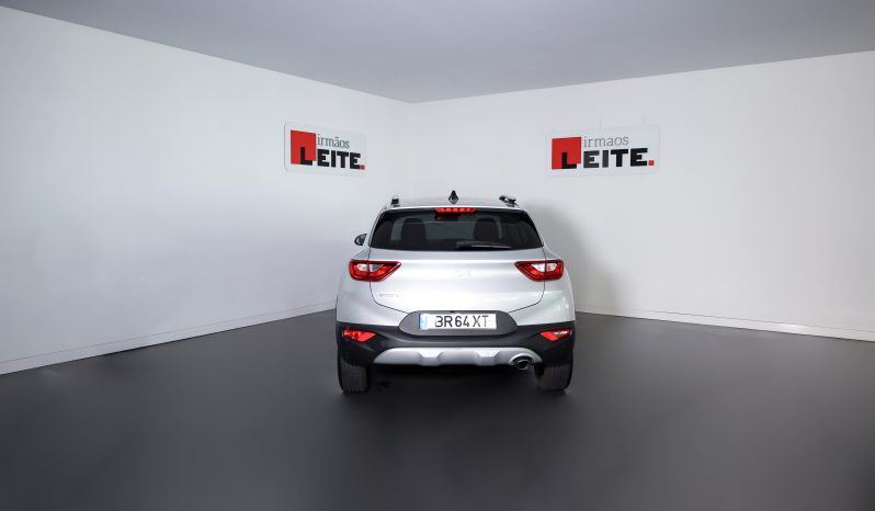Kia STONIC 1.0T-GDI 6MT DRIVE completo