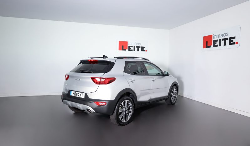 Kia STONIC 1.0T-GDI 6MT DRIVE completo
