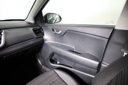 Kia STONIC 1.0T-GDI 6MT DRIVE completo
