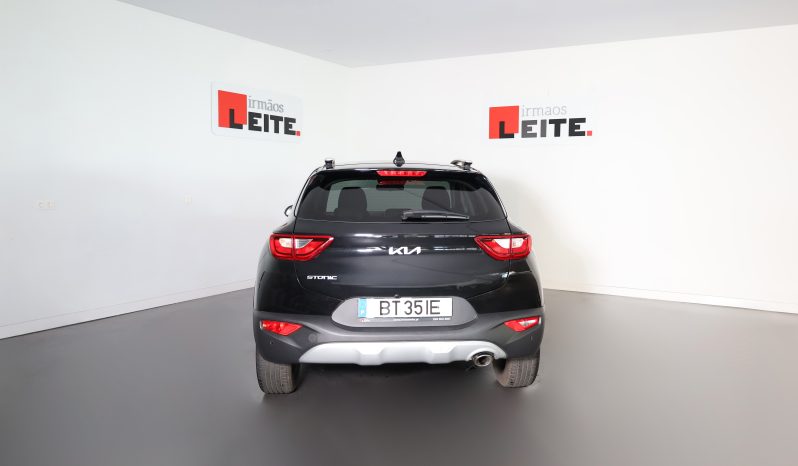 Kia STONIC 1.0T-GDI 6MT DRIVE completo