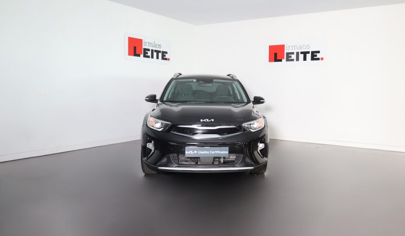 Kia STONIC 1.0T-GDI 6MT DRIVE completo