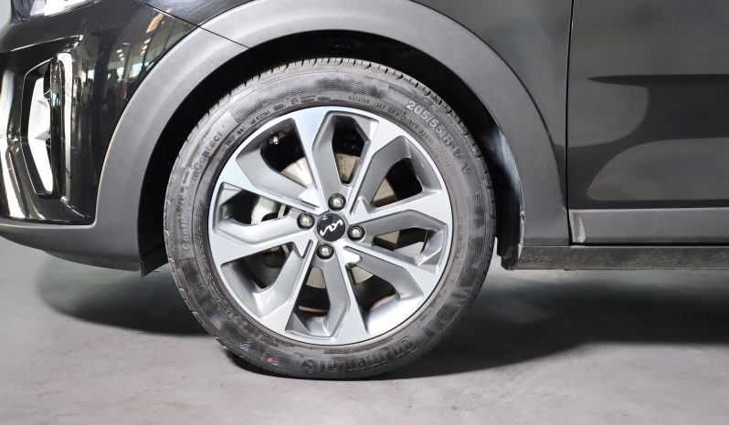 Kia STONIC 1.0T-GDI 6MT DRIVE completo
