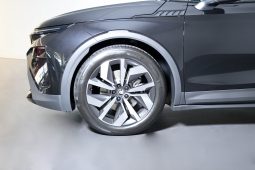 ŠKODA ELROQ 60 SPORTLINE 63KWH completo