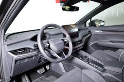 ŠKODA ELROQ 60 SPORTLINE 63KWH completo