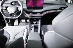 ŠKODA ELROQ 60 SPORTLINE 63KWH completo