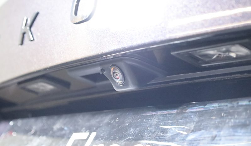 ŠKODA ELROQ 60 SPORTLINE 63KWH completo