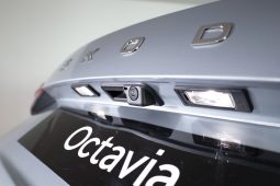 SUPERB BREAK SELECTION 1.5 TSI completo