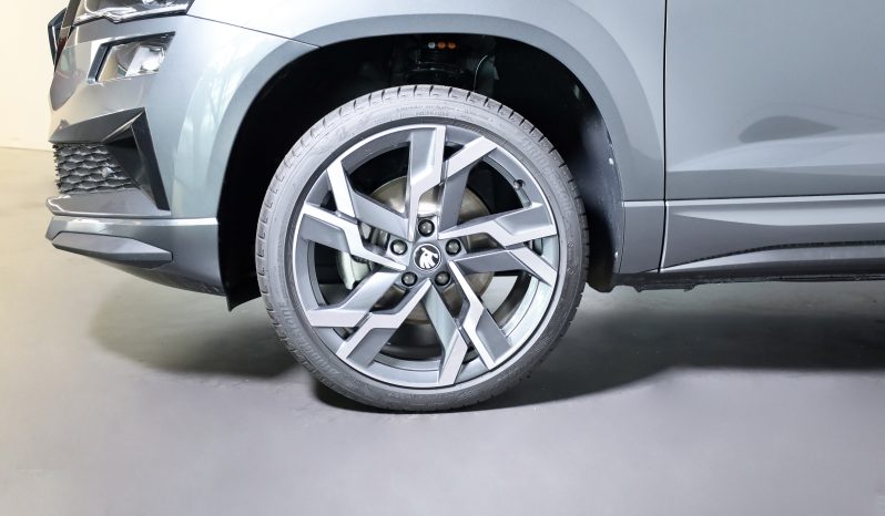 ŠKODA Karoq Sportline completo
