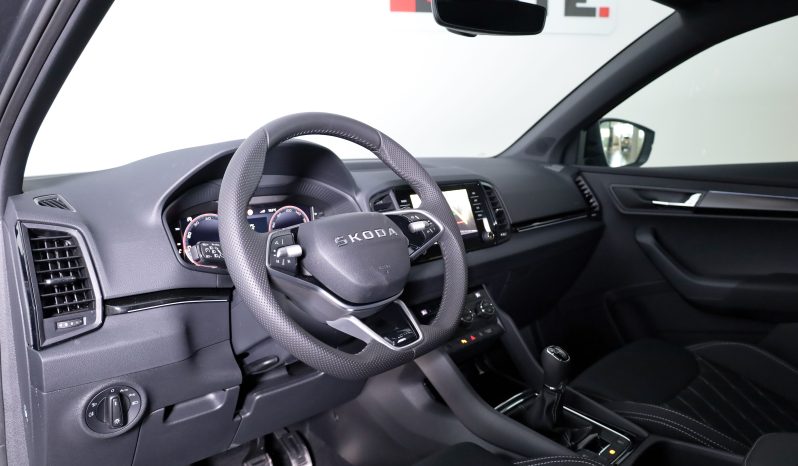 ŠKODA Karoq Sportline completo