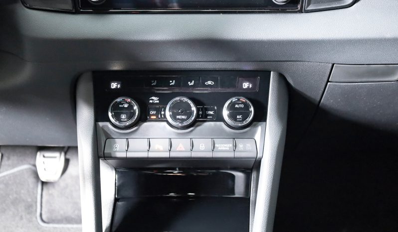 ŠKODA Karoq Sportline completo
