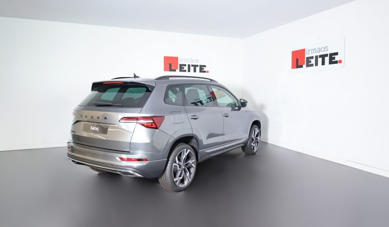 ŠKODA Karoq Sportline completo