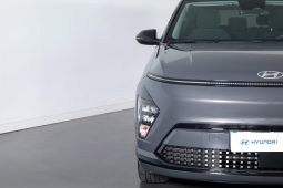 Hyundai Kauai Premium EV 49kWh MY24 (TT) completo