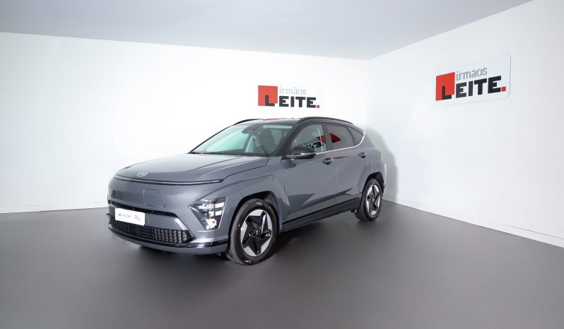 Hyundai Kauai Premium EV 49kWh MY24 (TT) completo