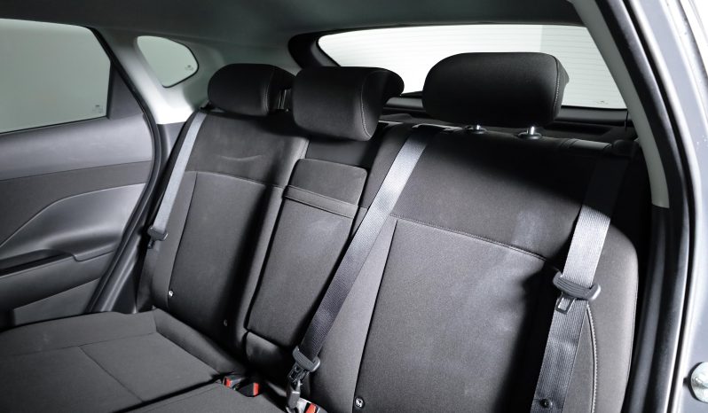 Hyundai Kauai Premium EV 49kWh MY24 (TT) completo
