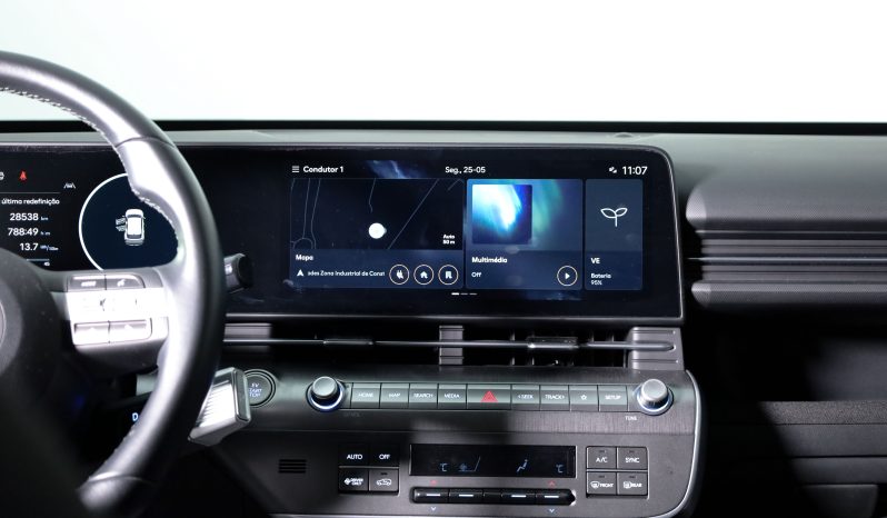 Hyundai Kauai Premium EV 49kWh MY24 (TT) completo