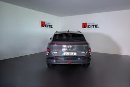 Hyundai Kauai Premium EV 49kWh MY24 (TT) completo