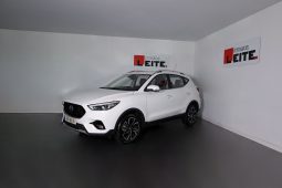 MG ZS Luxury completo