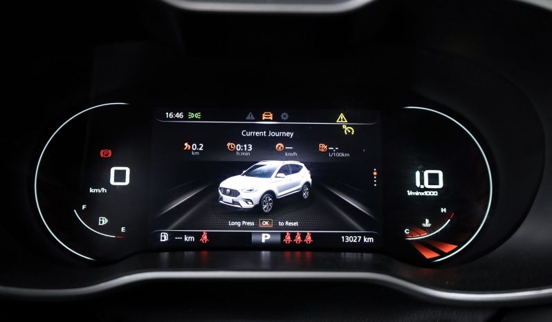 MG ZS Luxury completo