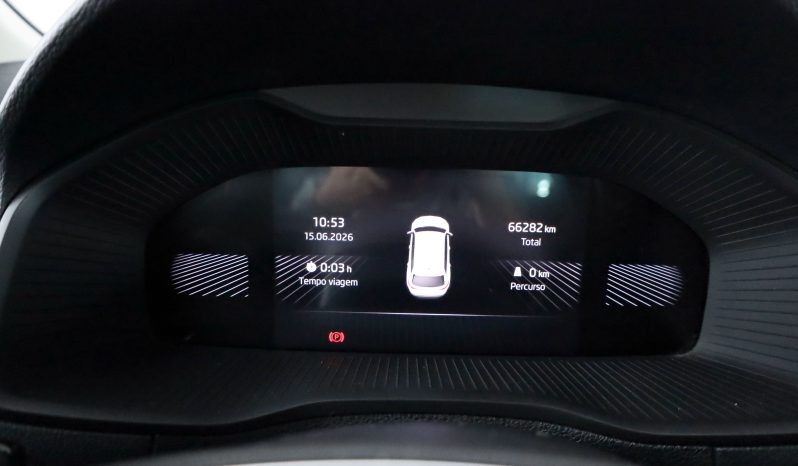 ŠKODA Karoq 1.0 TSI 110cv AMBITION completo