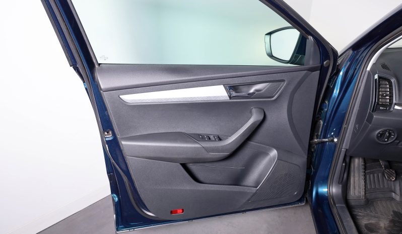 ŠKODA Karoq 1.0 TSI 110cv AMBITION completo