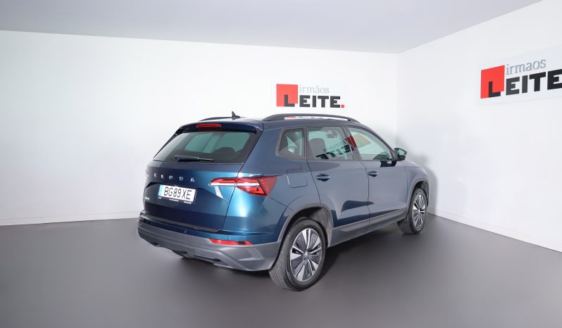 ŠKODA Karoq 1.0 TSI 110cv AMBITION completo