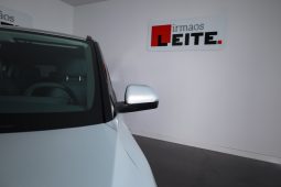 Kia EV3 TECH (81,4 kWh) completo