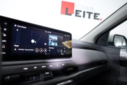 Kia EV3 TECH (81,4 kWh) completo