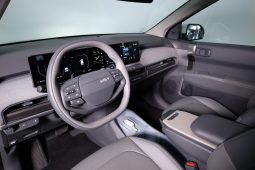 Kia EV3 TECH (81,4 kWh) completo