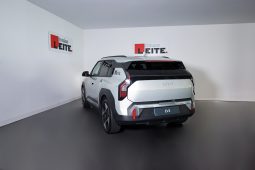 Kia EV3 TECH (81,4 kWh) completo