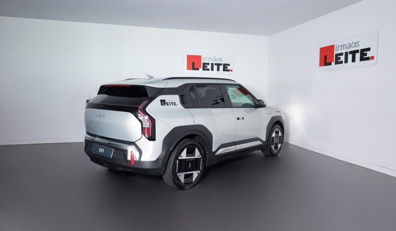 Kia EV3 TECH (81,4 kWh) completo