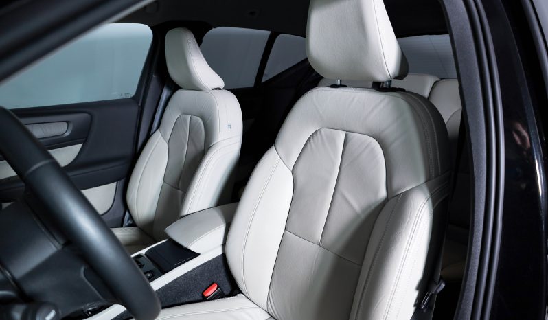 Volvo XC40 1.5 T2 129 Inscription completo