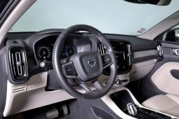 Volvo XC40 1.5 T2 129 Inscription completo