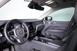Volvo XC60 2.0 T6 350 AWD PHEV Plus Dark Auto completo