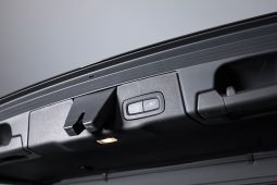Volvo XC60 2.0 T6 350 AWD PHEV Plus Dark Auto completo