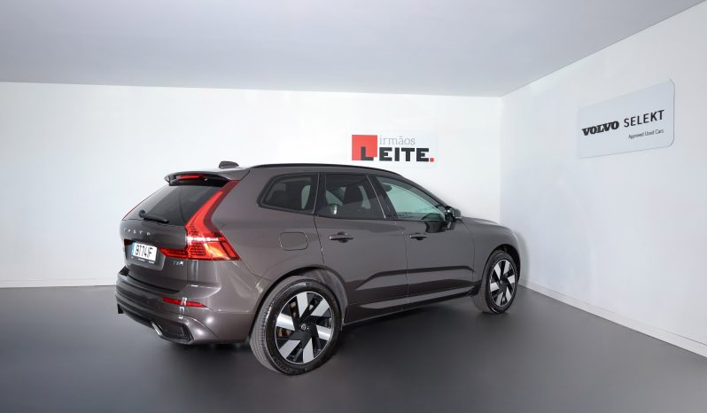 Volvo XC60 2.0 T6 350 AWD PHEV Plus Dark Auto completo