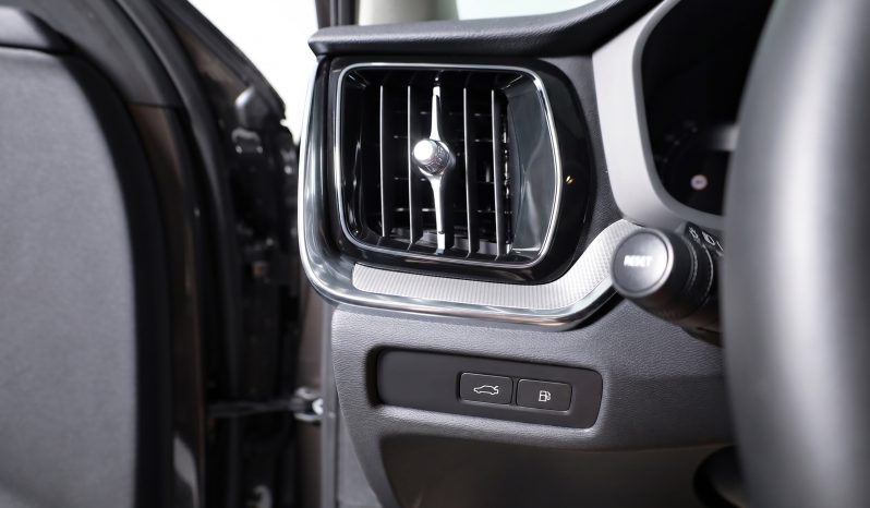 Volvo V60 2.0 T6 TE 350 PHEV AWD Plus Dark Auto completo