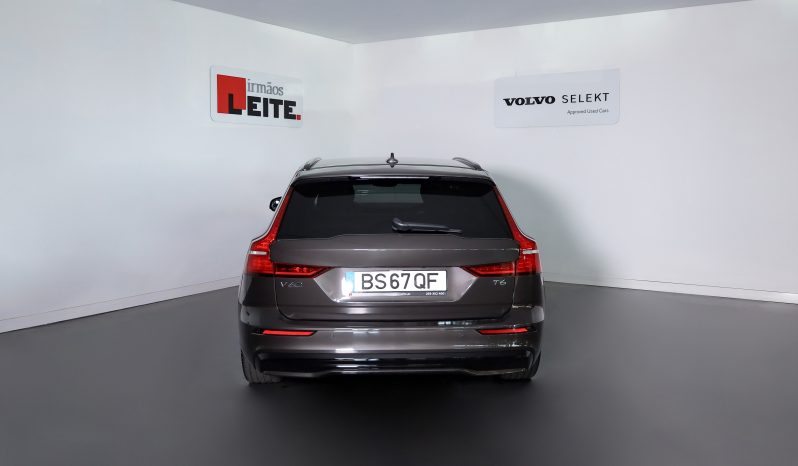 Volvo V60 2.0 T6 TE 350 PHEV AWD Plus Dark Auto completo