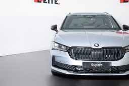 Skoda Superb 1.5 TSI 204cv PHEV Sportline DSG Break completo