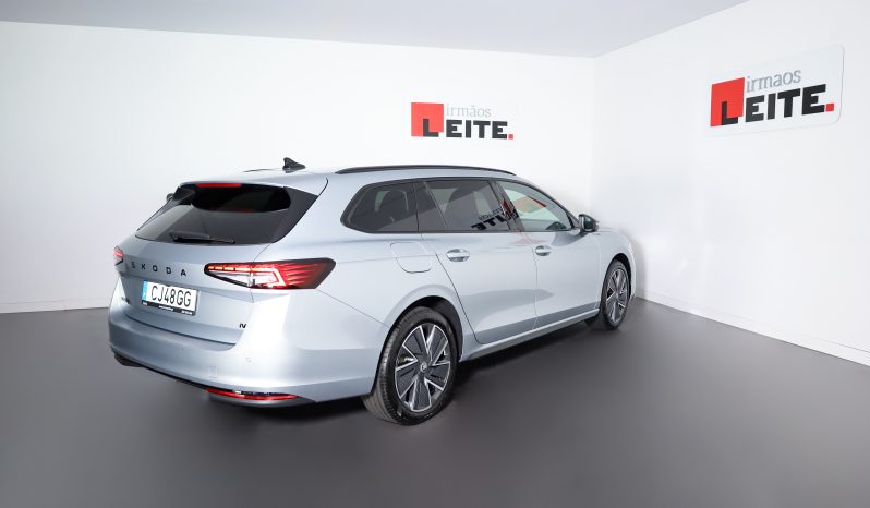Skoda Superb 1.5 TSI 204cv PHEV Sportline DSG Break completo