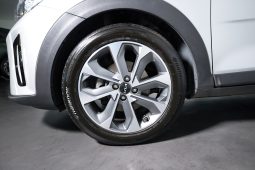Kia Stonic 1.0 T-GDi 6MT DRIVE completo