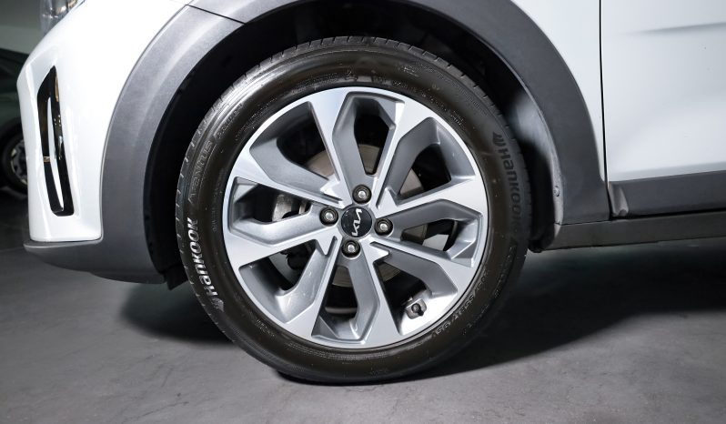 Kia Stonic 1.0 T-GDi 6MT DRIVE completo