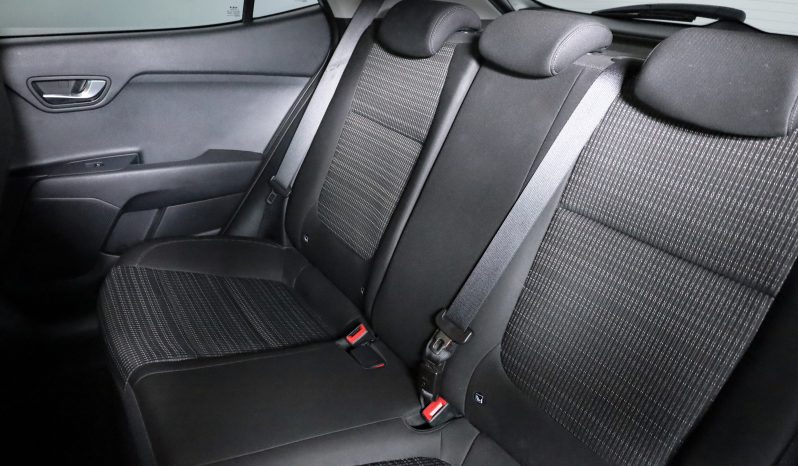 Kia Stonic 1.0 T-GDi 6MT DRIVE completo