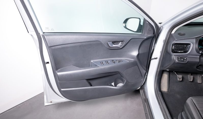 Kia Stonic 1.0 T-GDi 6MT DRIVE completo