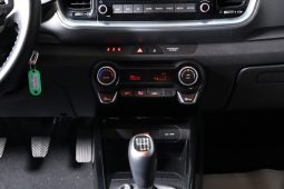 Kia Stonic 1.0 T-GDi 6MT DRIVE completo