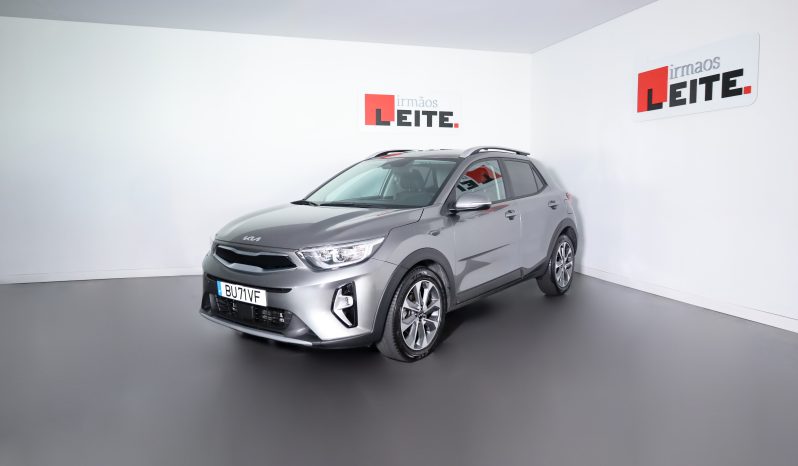 Kia Stonic 1.0 T-GDi 7DCT DRIVE completo