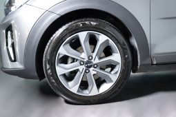 Kia Stonic 1.0 T-GDi 7DCT DRIVE completo