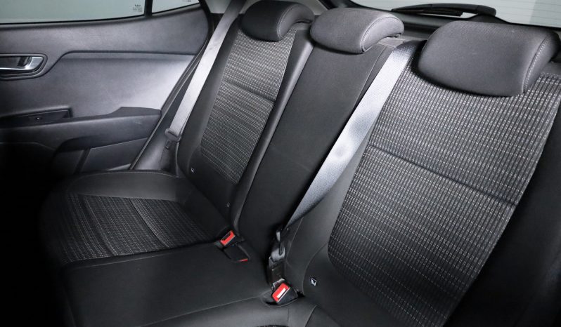 Kia Stonic 1.0 T-GDi 7DCT DRIVE completo