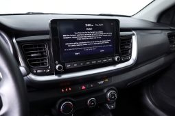 Kia Stonic 1.0 T-GDi 7DCT DRIVE completo